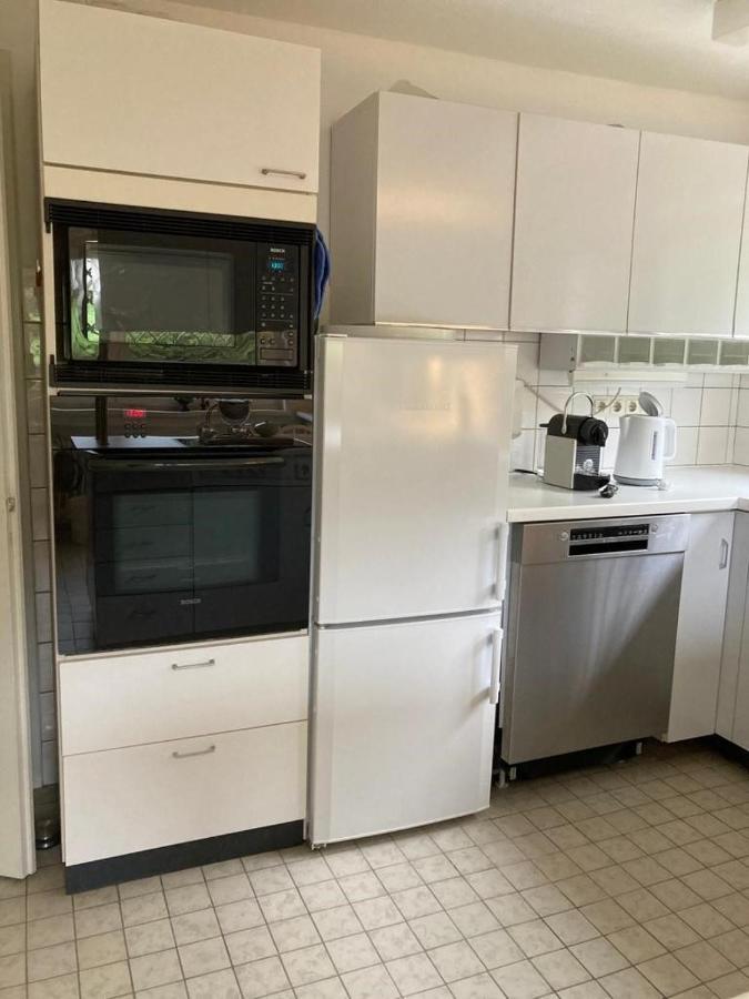 Schoenes Zimmer In Guter Lage In Aalen/Unterkochen Eksteriør billede